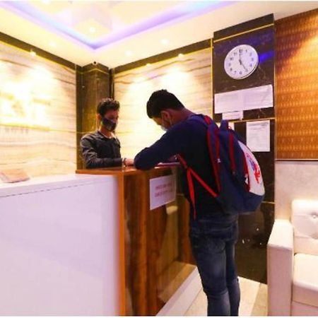 Hotel Royal Sky Luxury Near Delhi Airport นิวเดลี ภายนอก รูปภาพ