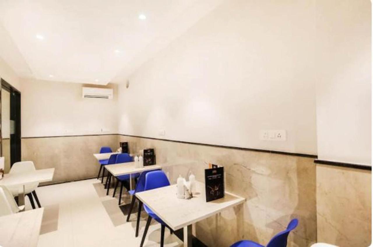 Hotel Royal Sky Luxury Near Delhi Airport นิวเดลี ภายนอก รูปภาพ